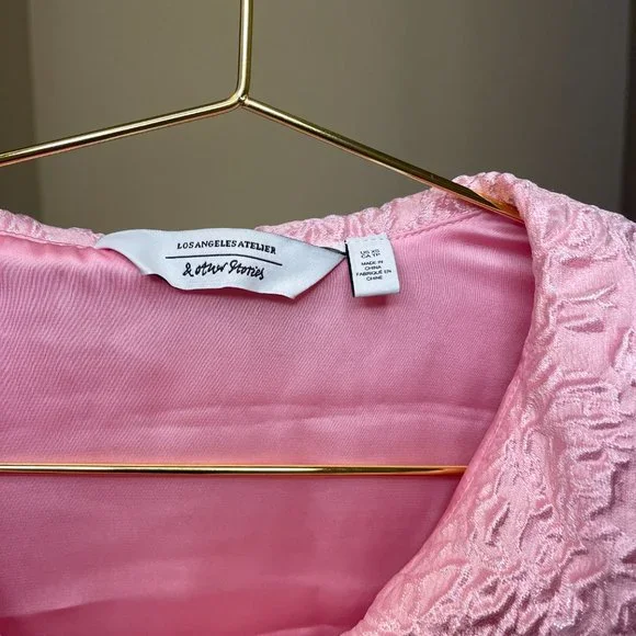 & Other Stories Textured Ruffle Collar Puff Sleeve Top - Picture 4 of 8